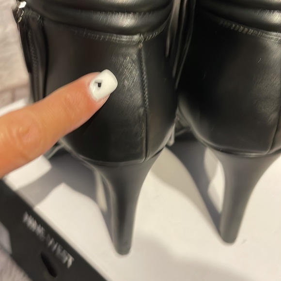 Worn once Nine West booties. Size8 - Picture 6 of 7